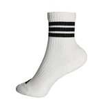 Lade das Bild in den Galerie-Viewer, adidas Socken Kids 3-Stripes Cushioned Crew Socks 3P
