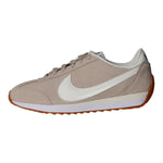 Lade das Bild in den Galerie-Viewer, Nike Sportschuh Running Pacific Suede
