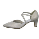 Lade das Bild in den Galerie-Viewer, living UPDATED Pumps mit Riemen (diverse Absätze)
