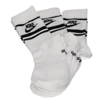 Lade das Bild in den Galerie-Viewer, Nike Socken Everyday Essential
