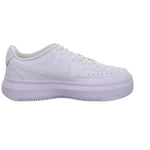 Lade das Bild in den Galerie-Viewer, Nike Sportschuh Training COURT VISION ALTA LTR
