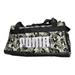 Lade das Bild in den Galerie-Viewer, PUMA Sporttasche PUMA CHALLENGER AOP S Sp Bag
