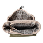 Lade das Bild in den Galerie-Viewer, Jewels of Style Rucksack
