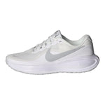 Lade das Bild in den Galerie-Viewer, Nike Sportschuh Running Revolution 8
